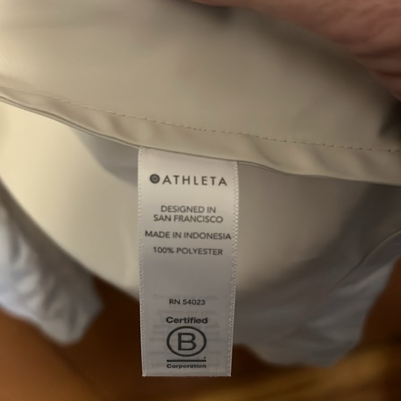 Athleta Solar Wind Anorak - Picture 11 of 11